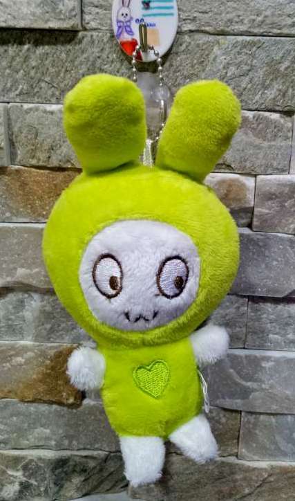 【i930個性小舖】-變臉娃娃--綠色表情兔(15cm)